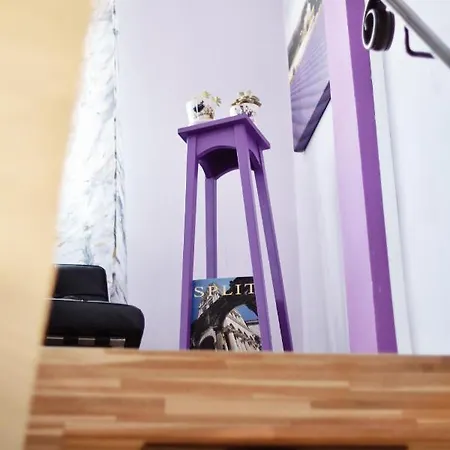 Daire Lavender Cozy & Lovely 17 Split