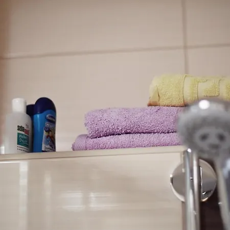 Lavender Cozy & Lovely 17 Daire